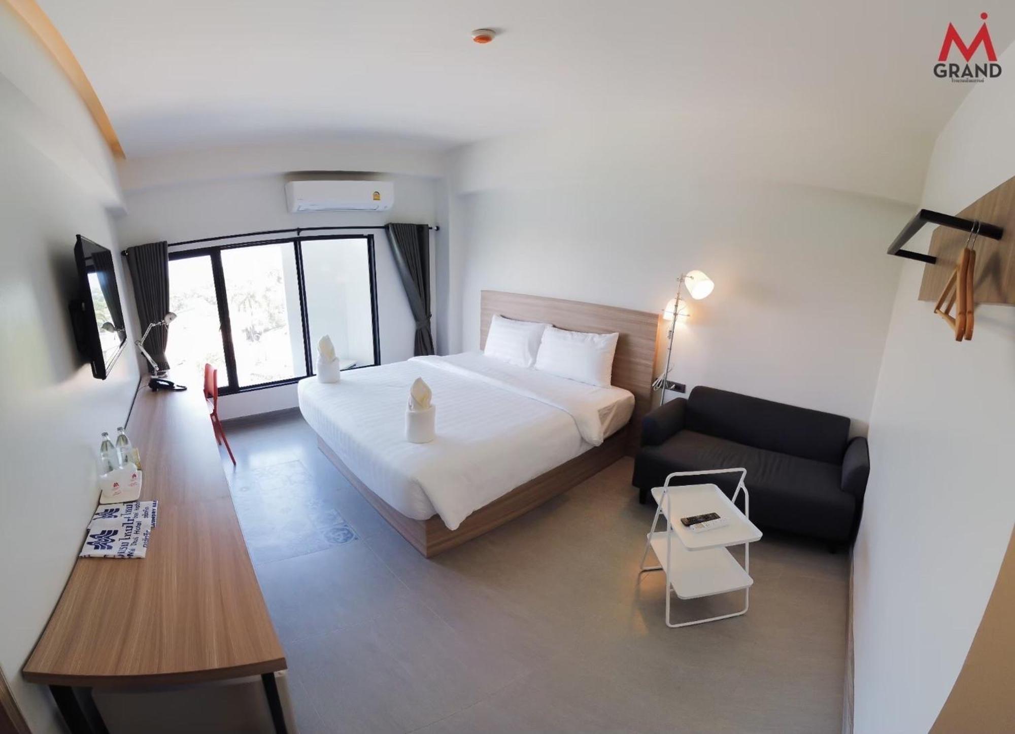 Hotel Mgrand Roi Et Exterior foto